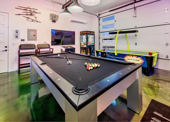 Solara Ultimate Backyard & Gameroom Lake Havasu City
