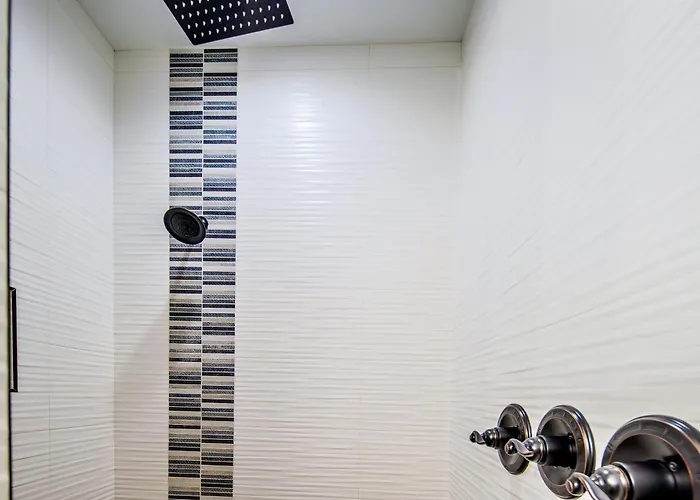 Solara Ultimate Backyard & Gameroom Lake Havasu City