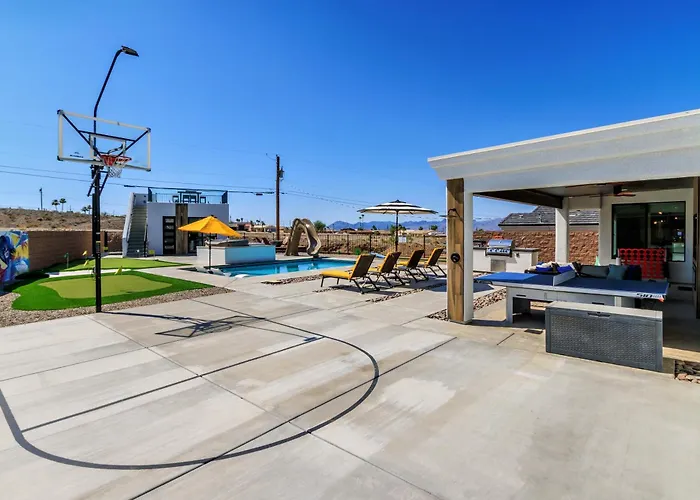 Solara Ultimate Backyard & Gameroom